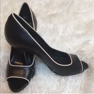 Brooks Brothers heels